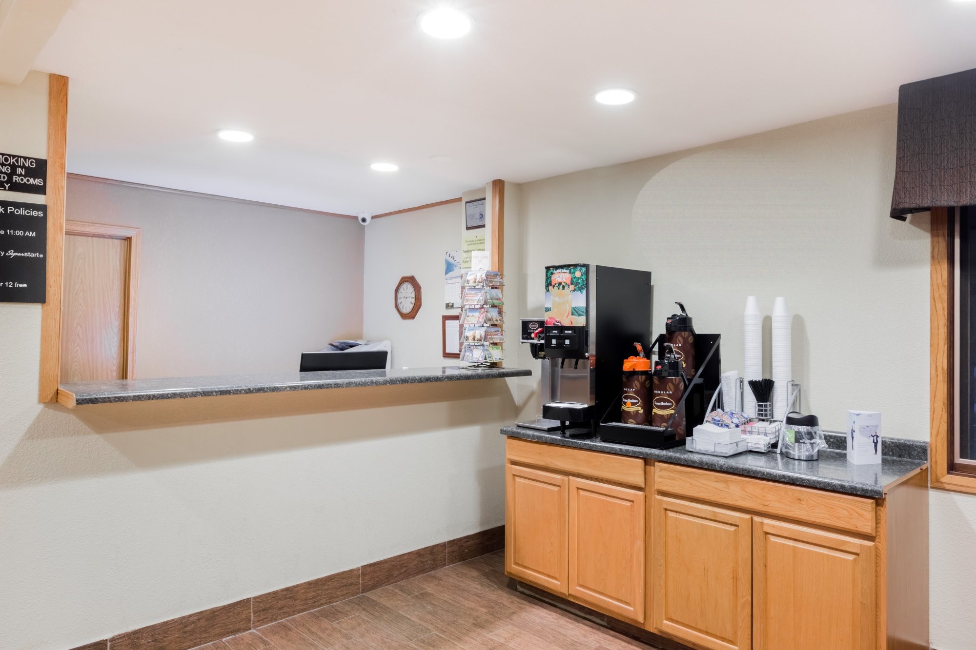 Relax Inn & Suites Photo - Relax Inn & Suites in Adair